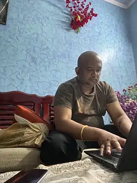 Snapshot of Dick_6inches chatting on 03.15.26 Dick 6inches online show from 03.15.26