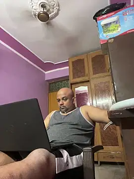 Snapshot of Dick_6inches chatting on 04.15.26 Dick 6inches online show from 04.15.26