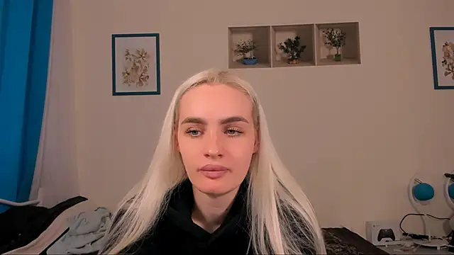 OliviaKisss online show from 05.13.26