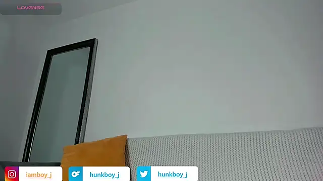 FitnessMaleModel online show from 10.05.25