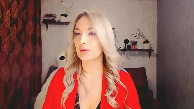 MillaXQueen online show from 01.30.25