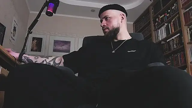 Snapshot of FindomJason chatting on 03.06.26 FindomJason online show from 03.06.26