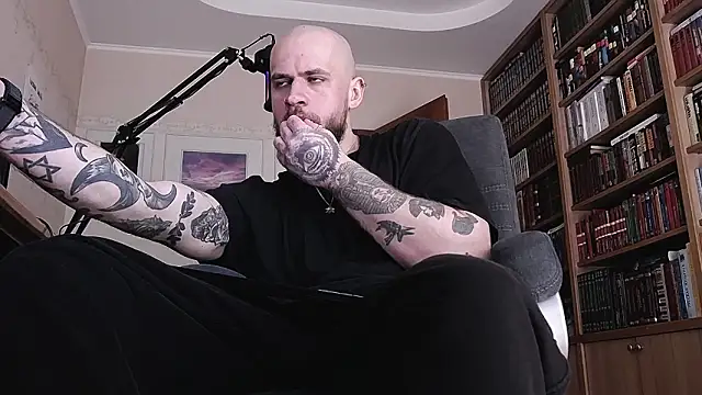 Snapshot of FindomJason chatting on 03.15.26 FindomJason online show from 03.15.26