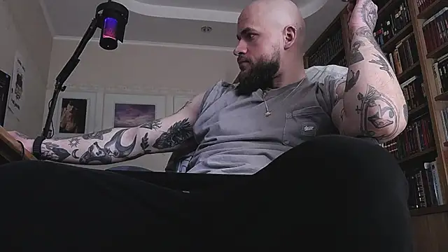 Snapshot of FindomJason chatting on 03.21.26 FindomJason online show from 03.21.26