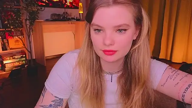 Snapshot of Hottie_Jane chatting on 02.22.26 Hottie Jane online show from 02.22.26