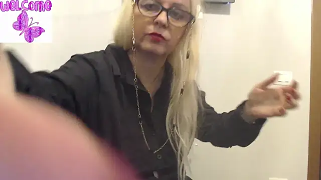Snapshot of martachatte chatting on 03.14.25 martachatte online show from 03.14.25