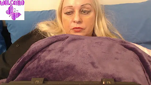 Snapshot of martachatte chatting on 03.14.25 martachatte online show from 03.14.25