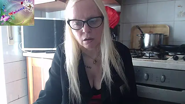 martachatte online show from 11.10.25