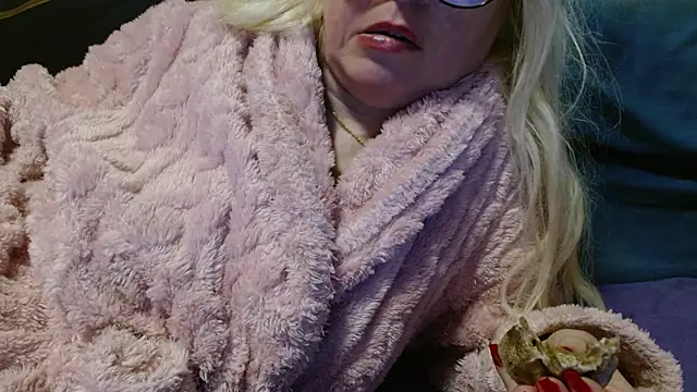 martachatte online show from 04.19.26