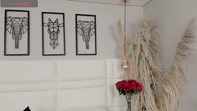 Snapshot of Rebeca_jones chatting on 10.17.25 Rebeca jones online show from 10.17.25
