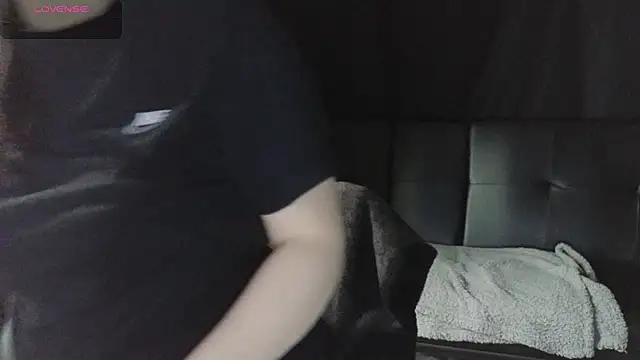 Mia G0ld online show from 03.29.26