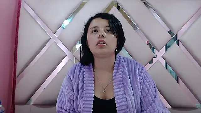 nathaly low1 online show from 11.20.25