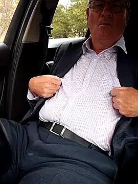 stiffandlubedxh online show from 01.07.26