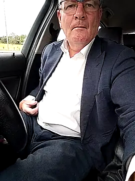 Snapshot of stiffandlubed@xh chatting on 03.16.26 stiffandlubedxh online show from 03.16.26