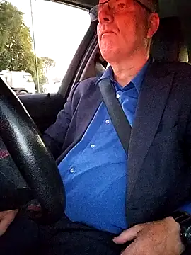 Snapshot of stiffandlubed@xh chatting on 03.31.26 stiffandlubedxh online show from 03.31.26