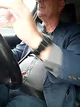 Snapshot of stiffandlubed@xh chatting on 04.14.26 stiffandlubedxh online show from 04.14.26