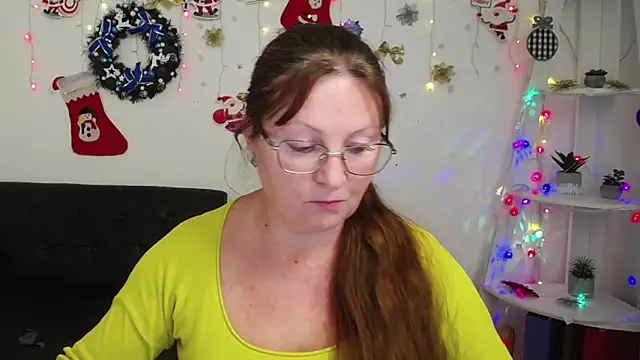 VanessaHotts online show from 01.04.25