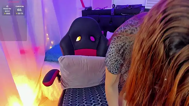 lonely shewolf online show from 01.29.25