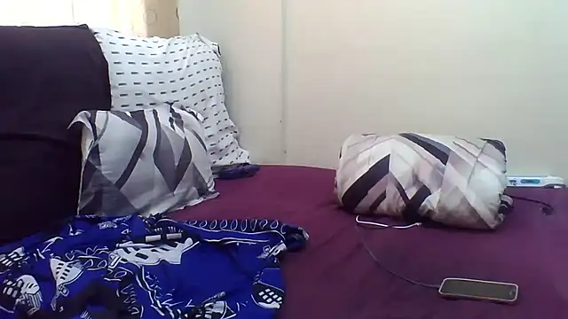 Snapshot of AddictiveAssCurves chatting on 09.17.25 AddictiveAssCurves online show from 09.17.25