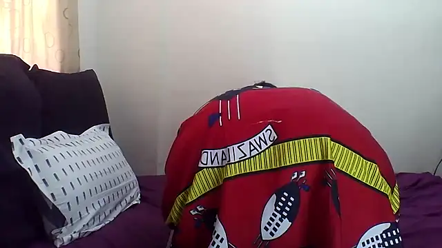 Snapshot of AddictiveAssCurves chatting on 10.14.25 AddictiveAssCurves online show from 10.14.25