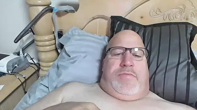 Bigbear0563 online show from 11.24.25