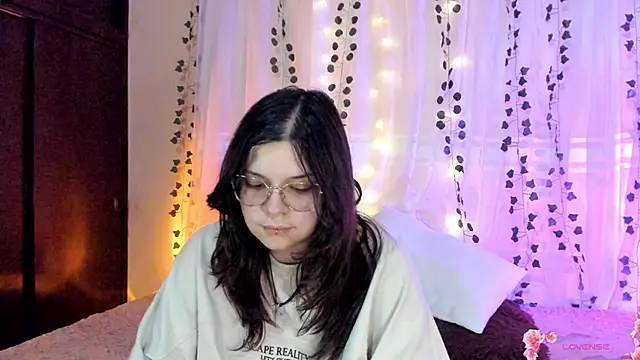 Mey moon online show from 12.11.24