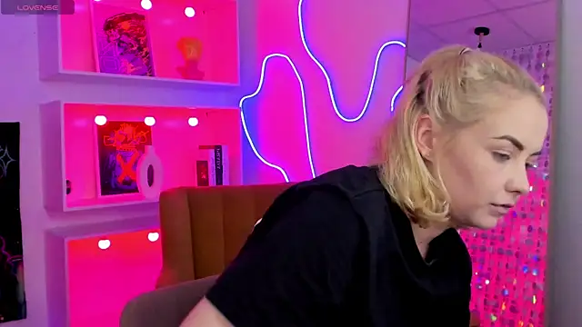 StephanieSweety online show from 06.07.26