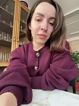 Snapshot of Delimar chatting on 04.20.26 Delimar online show from 04.20.26