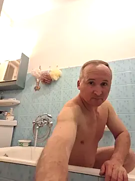 Snapshot of BlondeMisi chatting on 04.03.26 BlondeMisi online show from 04.03.26