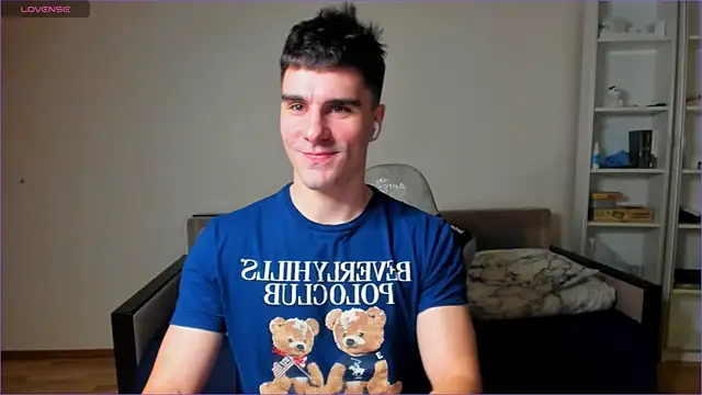 Snapshot of sam_huston chatting on 11.25.25 sam huston online show from 11.25.25