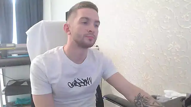 Marselle Laker online show from 02.16.25