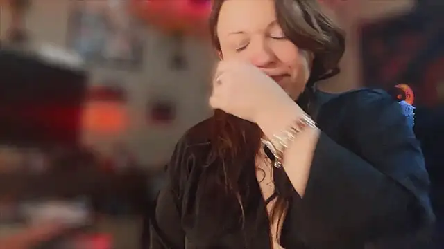 Snapshot of spunlikecottoncandy chatting on 01.21.25 spunlikecottoncandy online show from 01.21.25