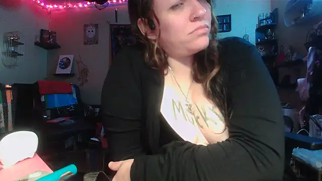 Snapshot of spunlikecottoncandy chatting on 02.17.25 spunlikecottoncandy online show from 02.17.25