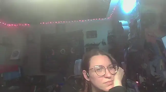 Snapshot of spunlikecottoncandy chatting on 02.17.25 spunlikecottoncandy online show from 02.17.25