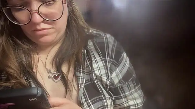 Snapshot of spunlikecottoncandy chatting on 02.19.25 spunlikecottoncandy online show from 02.19.25