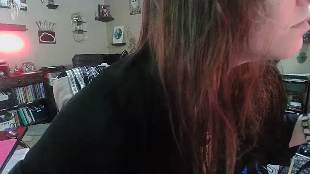 Snapshot of spunlikecottoncandy chatting on 02.27.25 spunlikecottoncandy online show from 02.27.25