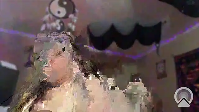 Snapshot of spunlikecottoncandy chatting on 03.23.25 spunlikecottoncandy online show from 03.23.25