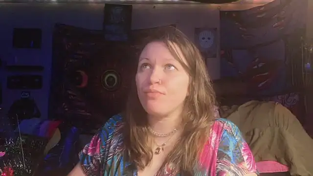 Snapshot of spunlikecottoncandy chatting on 09.25.25 spunlikecottoncandy online show from 09.25.25