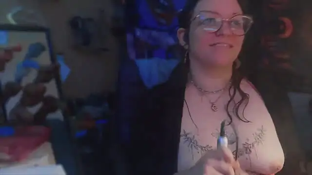 Snapshot of spunlikecottoncandy chatting on 11.14.25 spunlikecottoncandy online show from 11.14.25