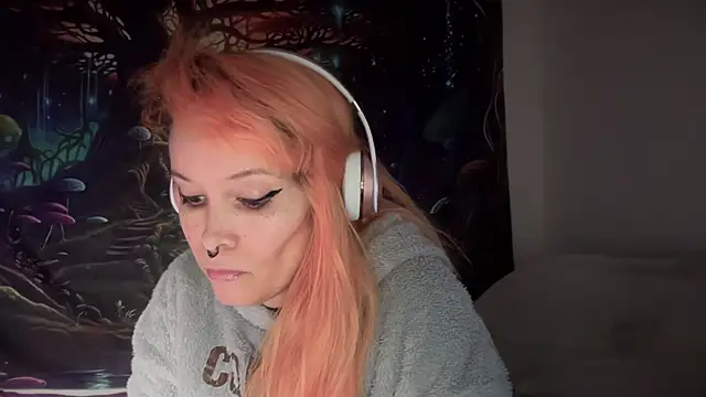 Snapshot of FRRANNKIE chatting on 01.14.26 FRRANNKIE online show from 01.14.26