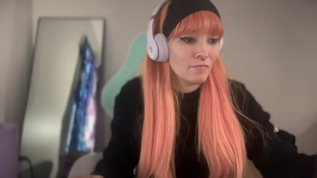 Snapshot of FRRANNKIE chatting on 02.07.26 FRRANNKIE online show from 02.07.26