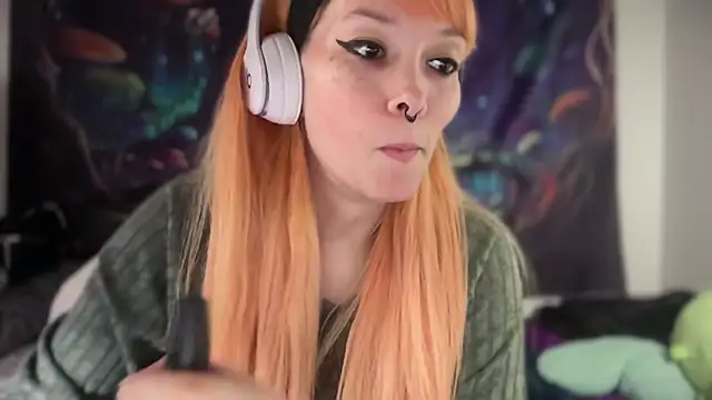 Snapshot of FRRANNKIE chatting on 02.13.26 FRRANNKIE online show from 02.13.26