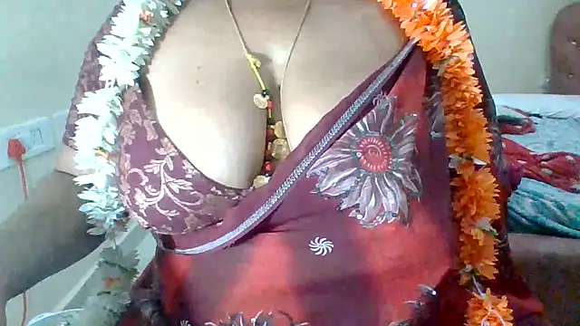 Snapshot of archanatelugu9 chatting on 01.10.25 archanatelugu9 online show from 01.10.25