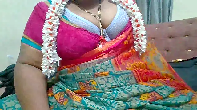 Snapshot of archanatelugu9 chatting on 11.03.25 archanatelugu9 online show from 11.03.25