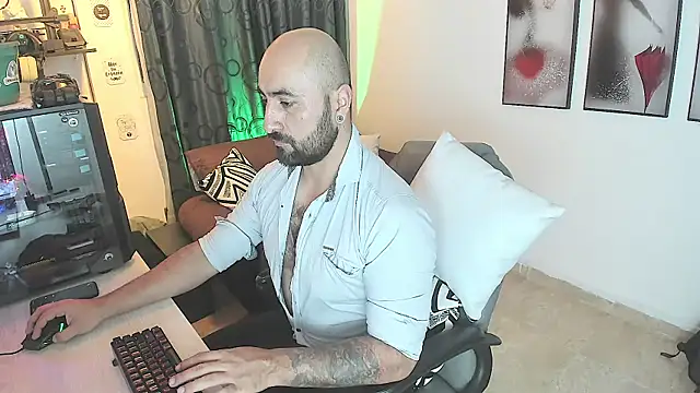 Leon 1234 online show from 01.13.25