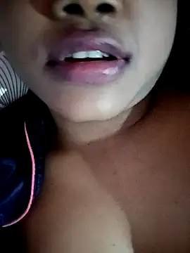 Hotlisa online show from 12.30.24