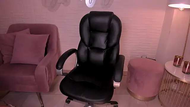 MileyCruz  online show from 02.02.25