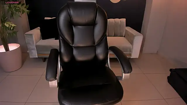 Snapshot of BiancaPierce chatting on 01.27.25 BiancaPierce online show from 01.27.25