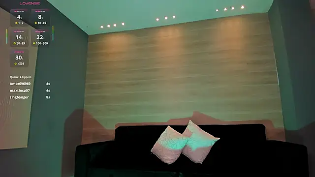 Snapshot of BiancaPierce chatting on 02.18.25 BiancaPierce online show from 02.18.25