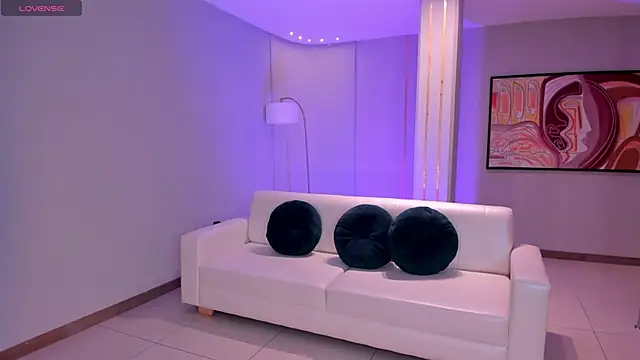 Snapshot of BiancaPierce chatting on 03.07.25 BiancaPierce online show from 03.07.25